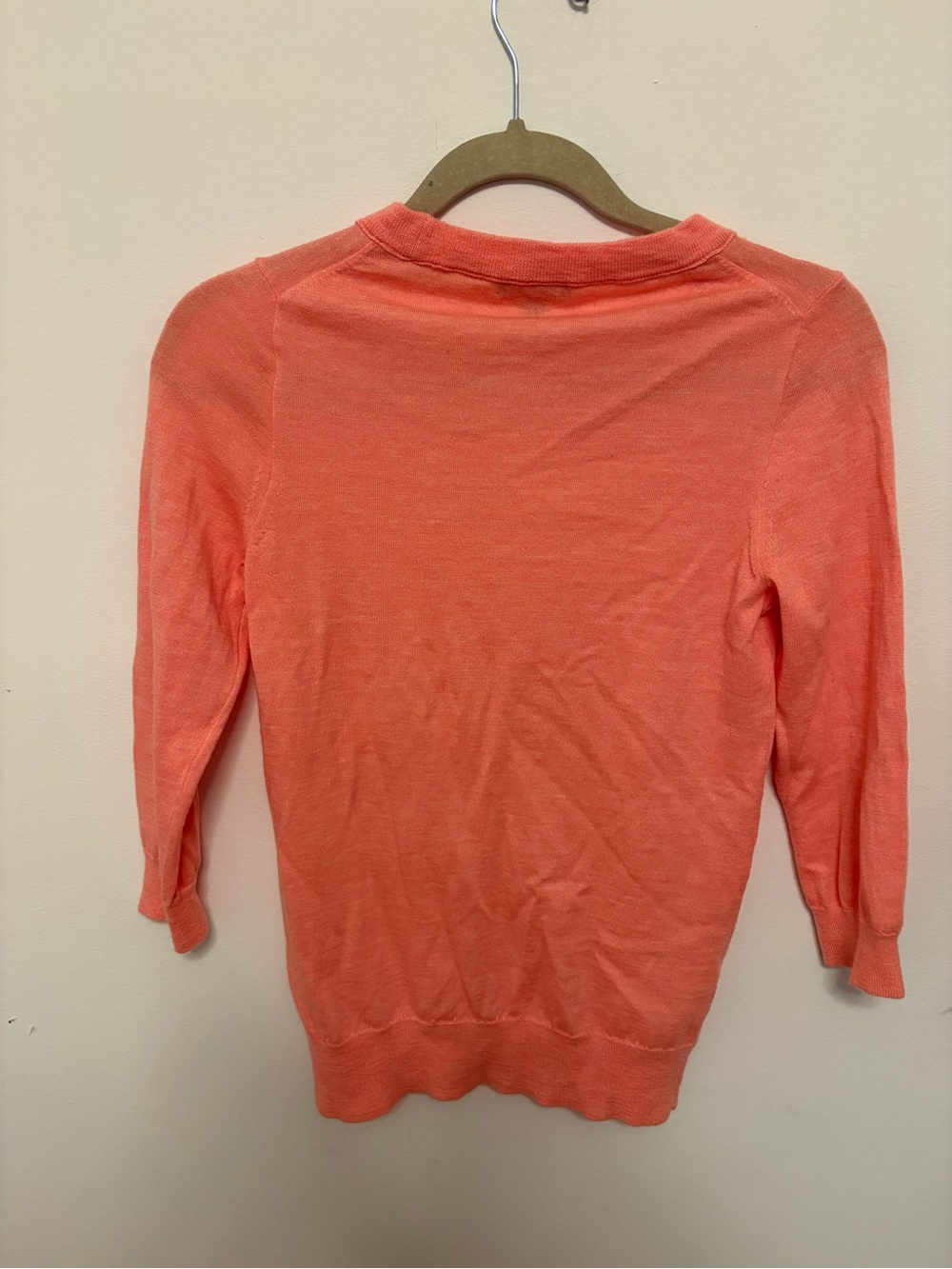 J. Crew Women's 100% Merino Wool Sweater Size S orange minimalist quiet luxury - Picture 4 of 4